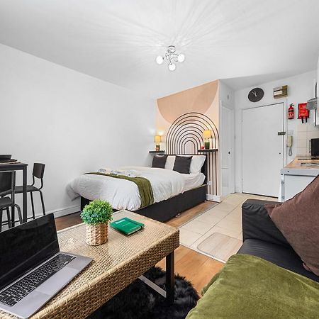 Modern Gem Brixton Centre Cozy & Comfort Charis City Studio لندن المظهر الخارجي الصورة