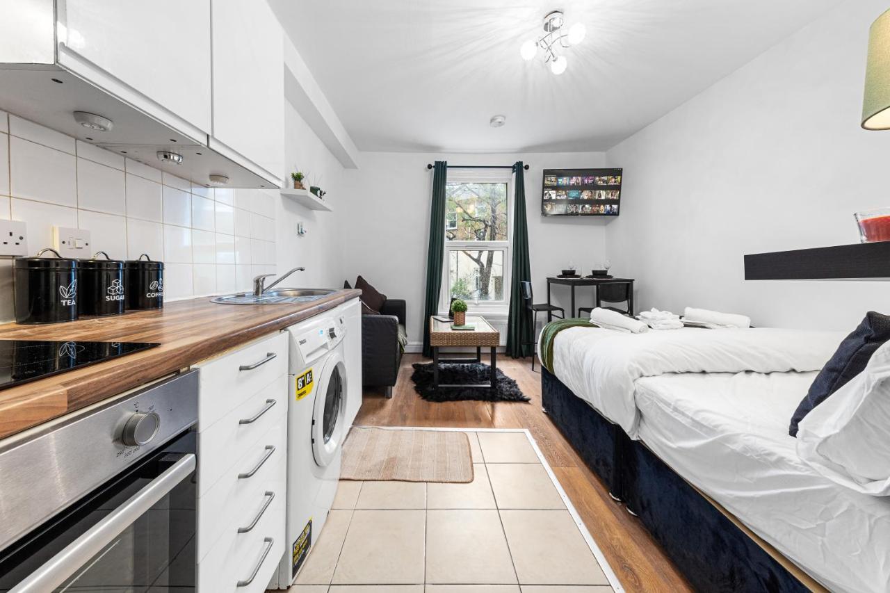 Modern Gem Brixton Centre Cozy & Comfort Charis City Studio لندن المظهر الخارجي الصورة